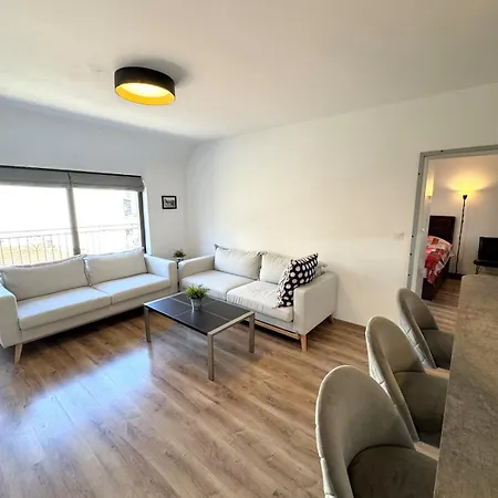 Апартамент Cozy In
